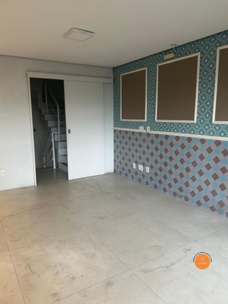 Prédio Comercial 2 quartos  no bairro Centro