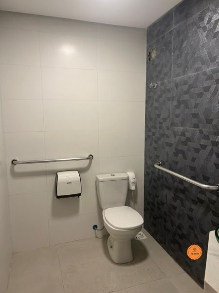 Prédio Comercial 2 quartos  no bairro Centro
