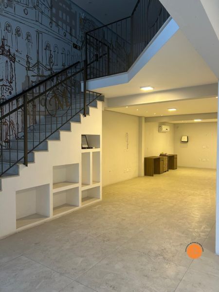 Prédio Comercial 2 quartos  no bairro Centro