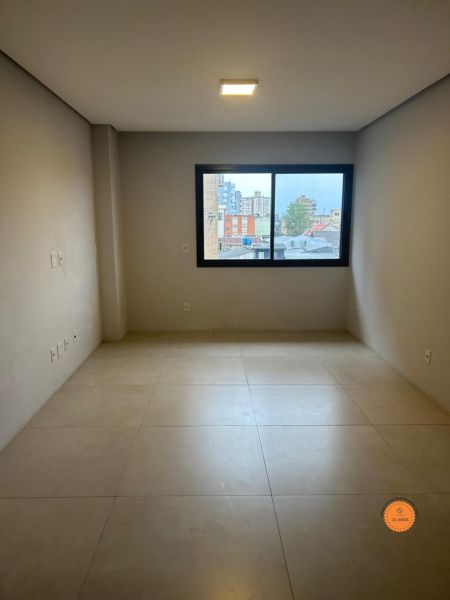 Prédio Comercial 2 quartos  no bairro Centro
