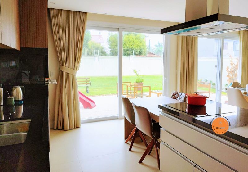 Casa 5 quartos  no bairro Laranjal