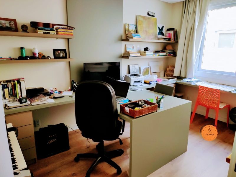 Casa 5 quartos  no bairro Laranjal