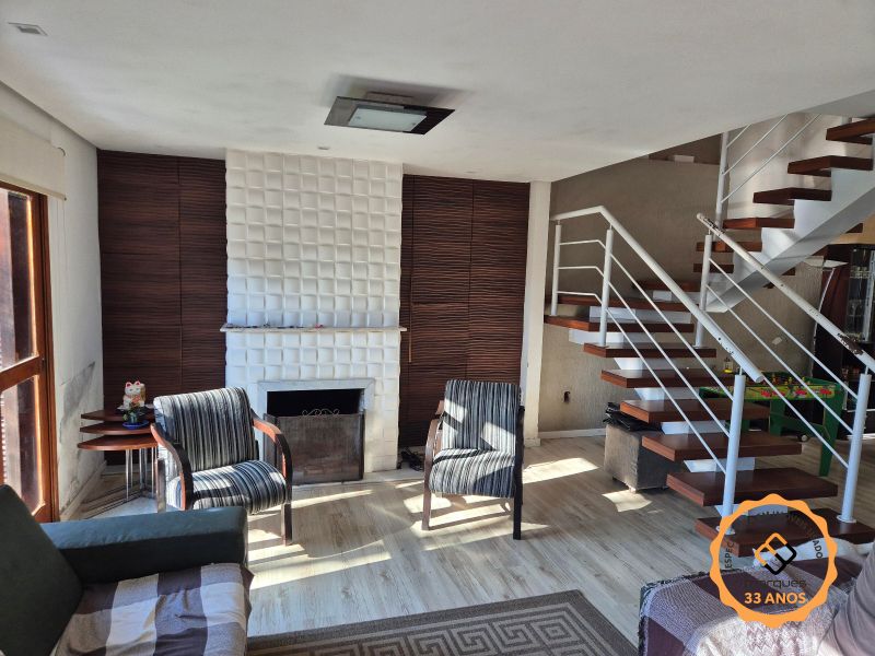 Casa 4 quartos  no bairro Três Vendas