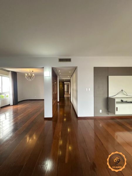 Apartamento 3 quartos  no bairro Centro