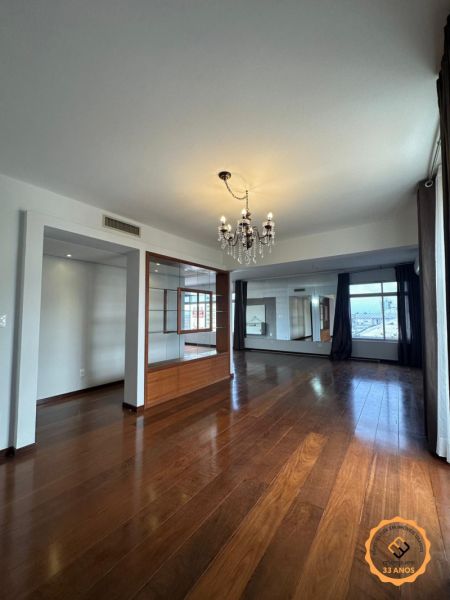 Apartamento 3 quartos  no bairro Centro