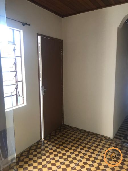 Casa Comercial 4 quartos  no bairro Centro