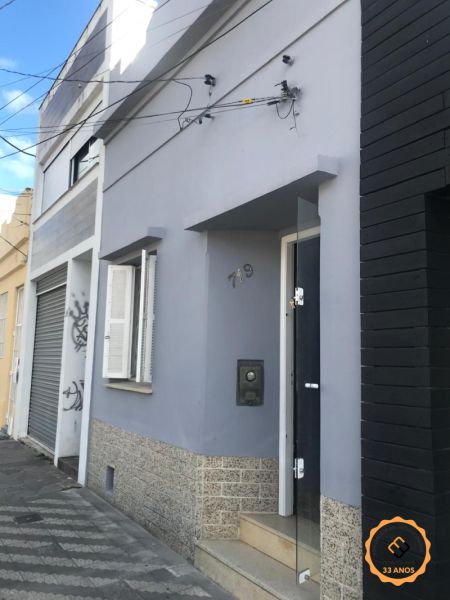 Casa Comercial 4 quartos  no bairro Centro