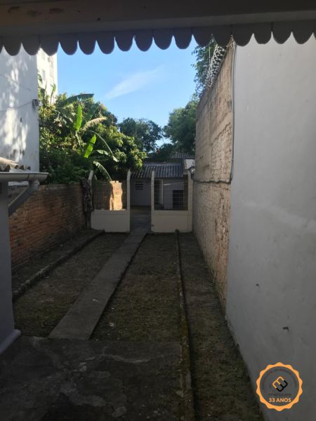 Casa Comercial 4 quartos  no bairro Centro