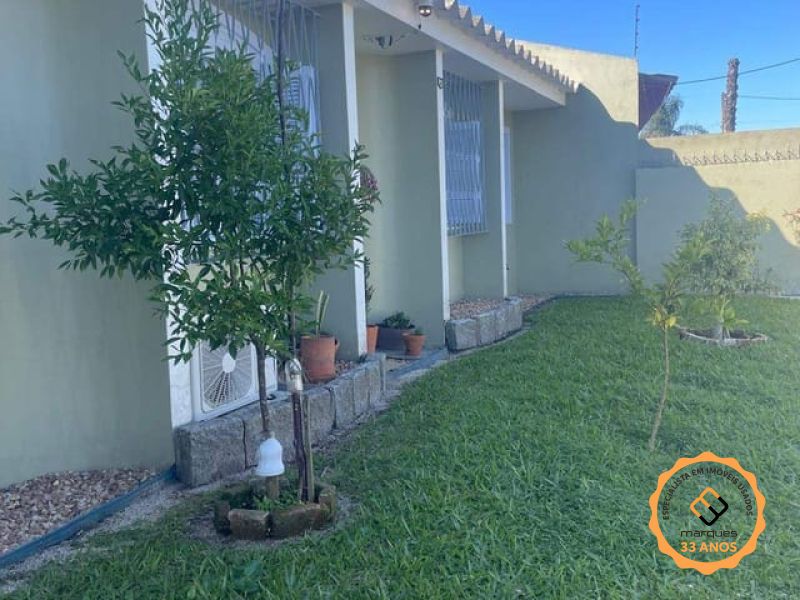 Casa 4 quartos  no bairro Obelisco