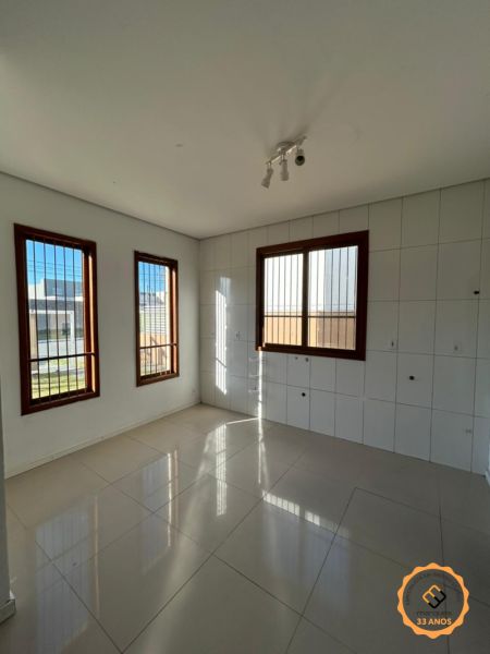 Casa 2 quartos  no bairro Laranjal