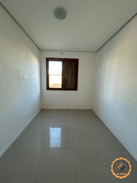 Casa 2 quartos  no bairro Laranjal