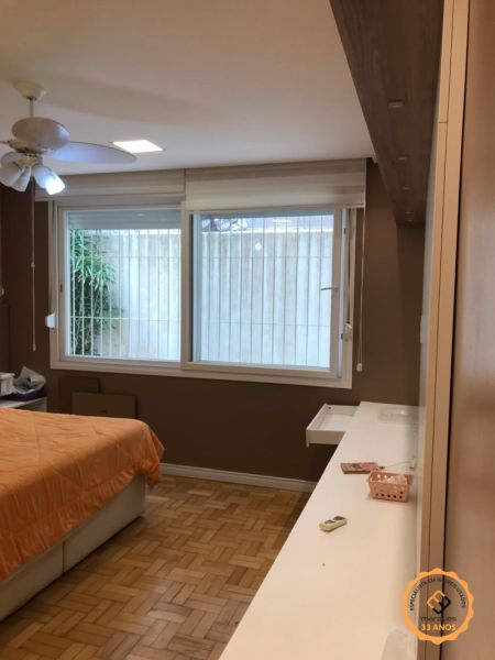 Casa 3 quartos  no bairro Centro