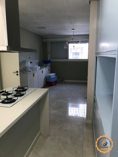 Casa 3 quartos  no bairro Centro