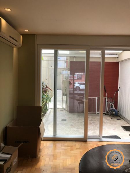 Casa 3 quartos  no bairro Centro