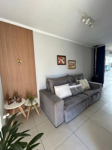 Casa 2 quartos  no bairro Três Vendas