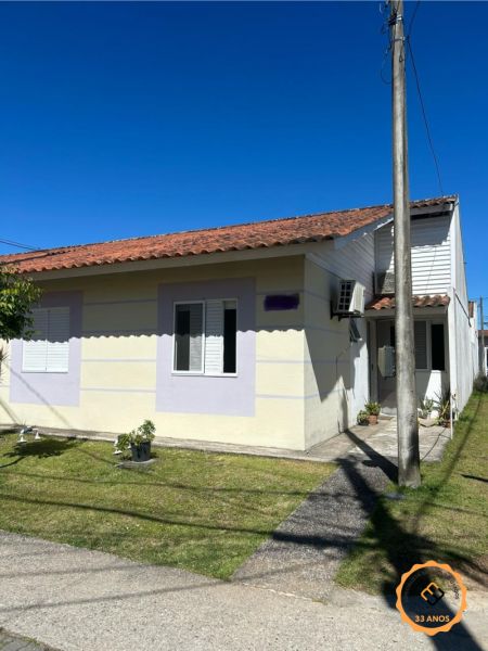 Casa 2 quartos  no bairro Três Vendas