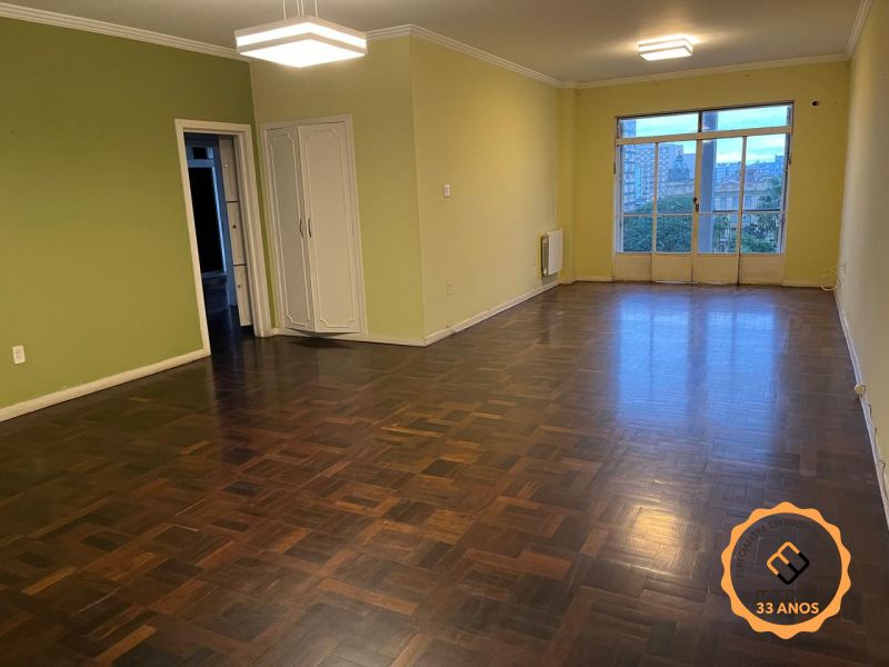 Apartamento 3 quartos  no bairro Centro