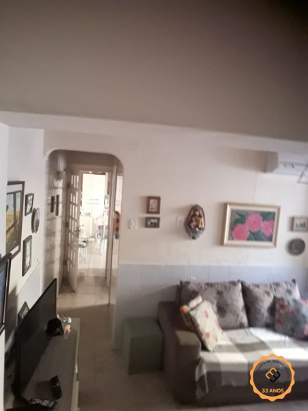 Casa 2 quartos  no bairro Centro