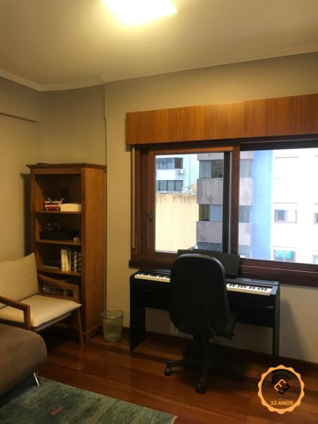 Apartamento 2 quartos  no bairro Centro