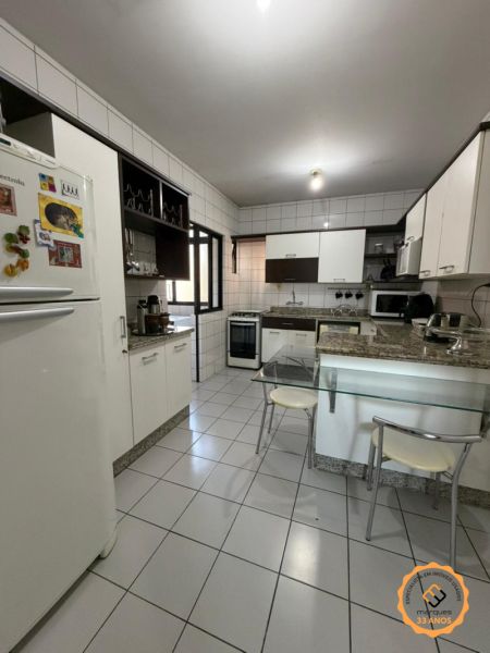 Apartamento 3 quartos  no bairro Centro