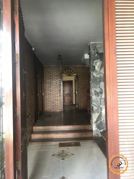 Casa 4 quartos  no bairro Centro