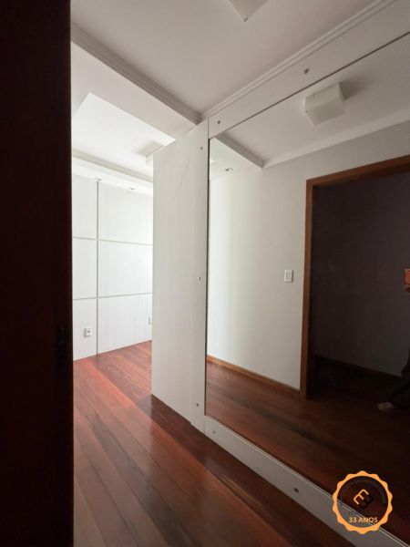 Cobertura 4 quartos  no bairro Centro