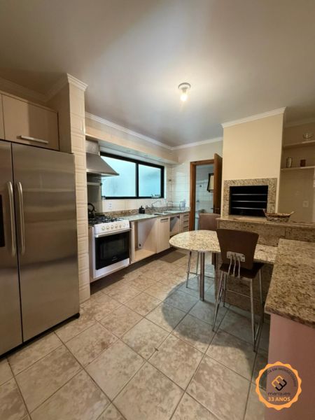 Cobertura 4 quartos  no bairro Centro