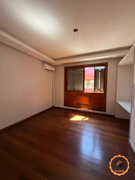 Cobertura 4 quartos  no bairro Centro