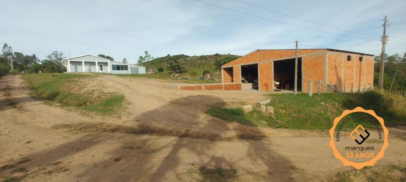 Sítio 2 quartos  no bairro Colônia