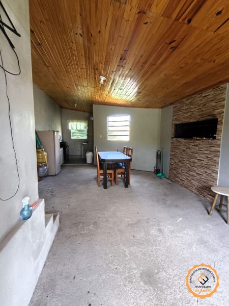 Sítio 2 quartos  no bairro Colônia