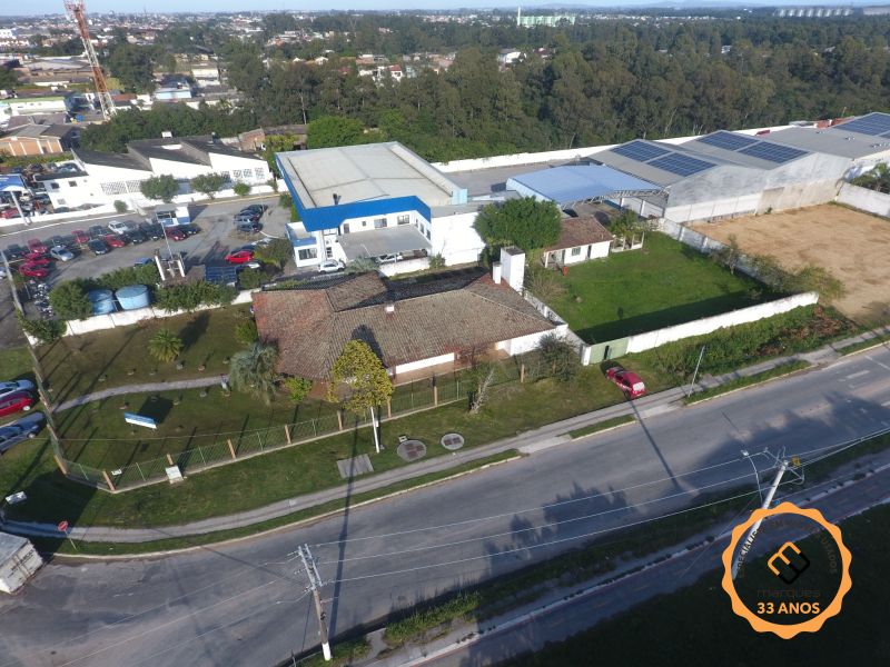 Casa Comercial 5 quartos  no bairro Três Vendas