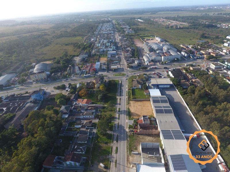 Casa Comercial 5 quartos  no bairro Três Vendas