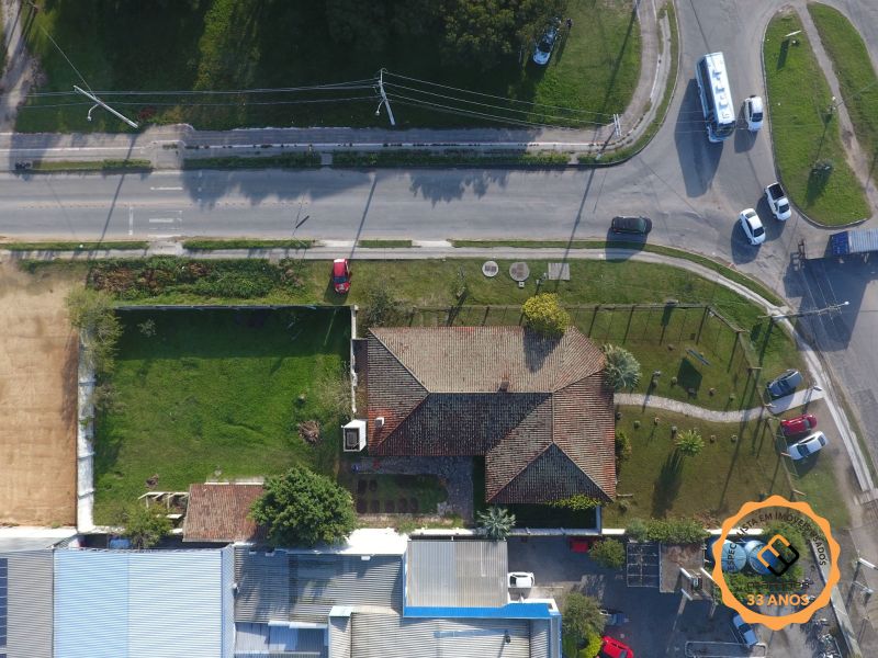 Casa Comercial 5 quartos  no bairro Três Vendas