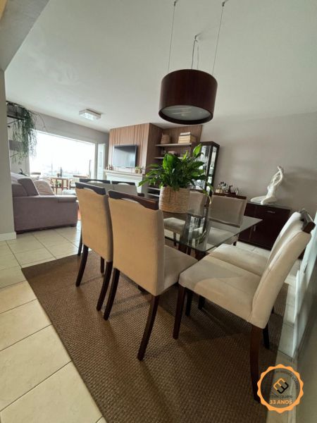 Apartamento 3 quartos  no bairro Centro