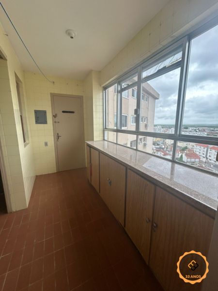 Apartamento 3 quartos  no bairro Centro