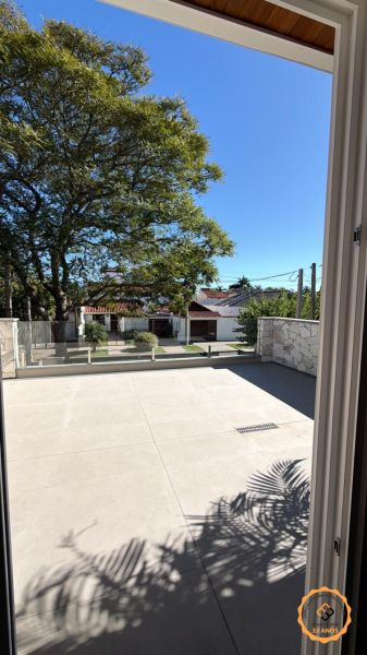 Casa 3 quartos  no bairro Três Vendas