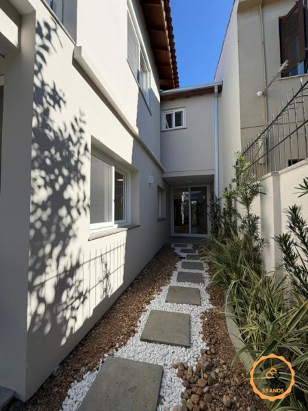 Casa 3 quartos  no bairro Três Vendas