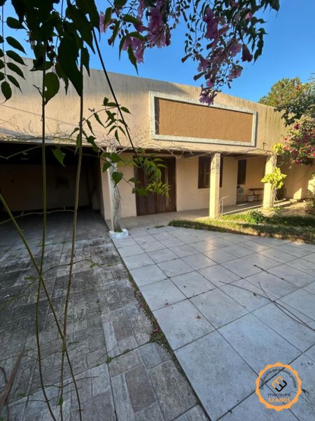 Casa 3 quartos  no bairro Laranjal