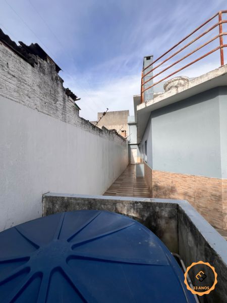 Sobrado 3 quartos  no bairro Areal