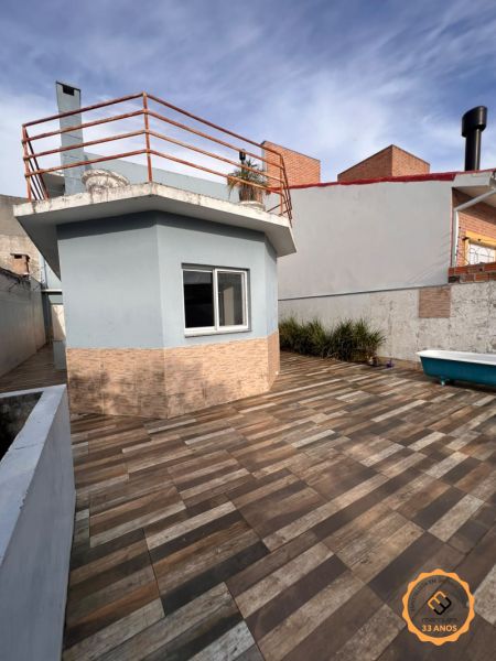 Sobrado 3 quartos  no bairro Areal