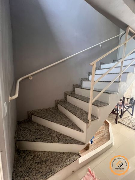 Sobrado 3 quartos  no bairro Areal