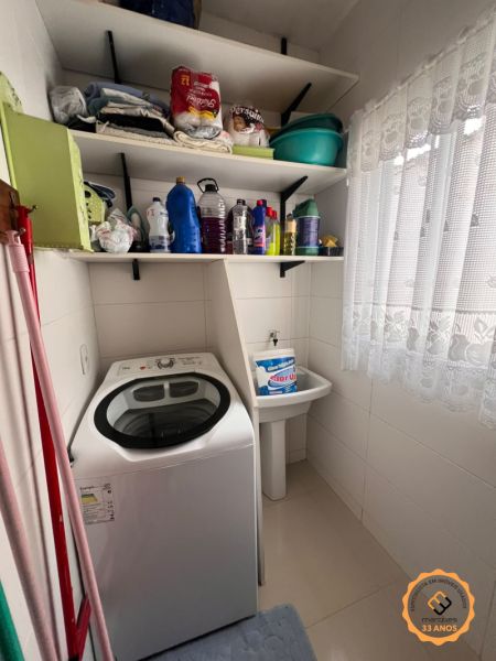 Sobrado 3 quartos  no bairro Areal