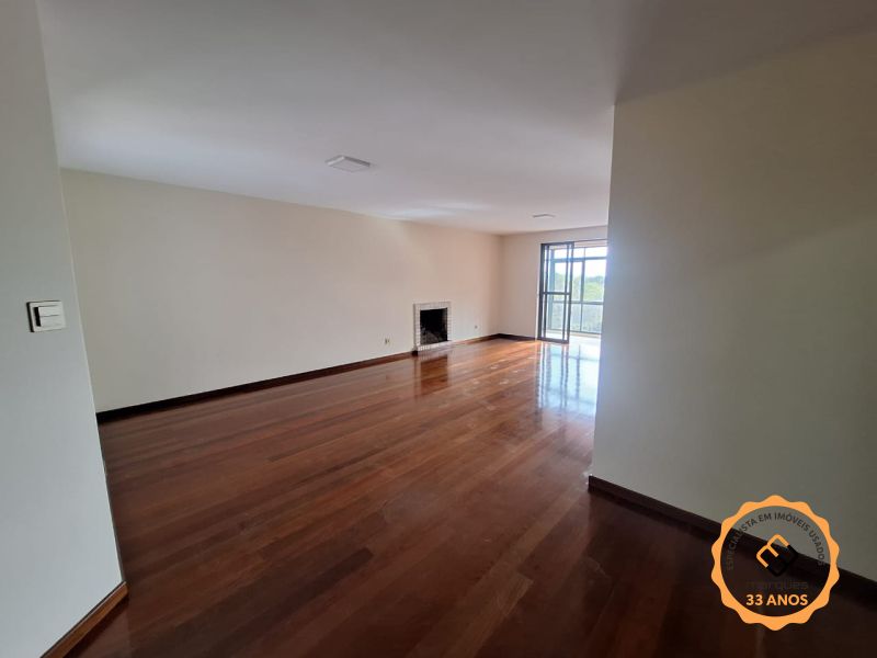 Apartamento 3 quartos  no bairro Centro