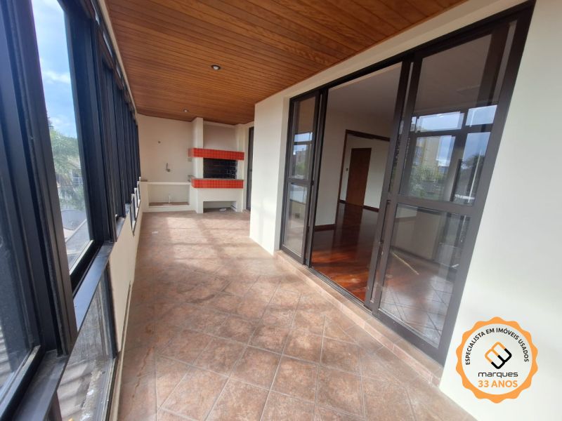 Apartamento 3 quartos  no bairro Centro