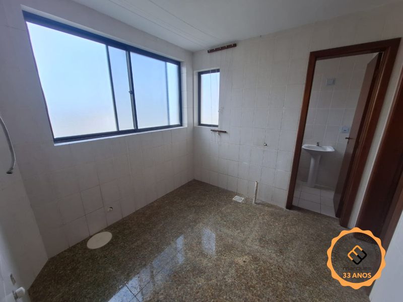 Apartamento 3 quartos  no bairro Centro
