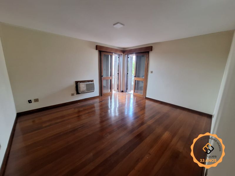 Apartamento 3 quartos  no bairro Centro