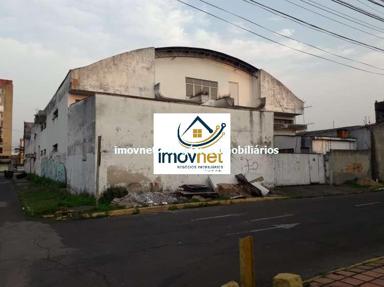 Prédio no bairro Vila Santo Ângelo