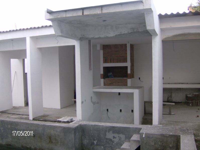 Casa 3 dormitórios no bairro Três Vendas