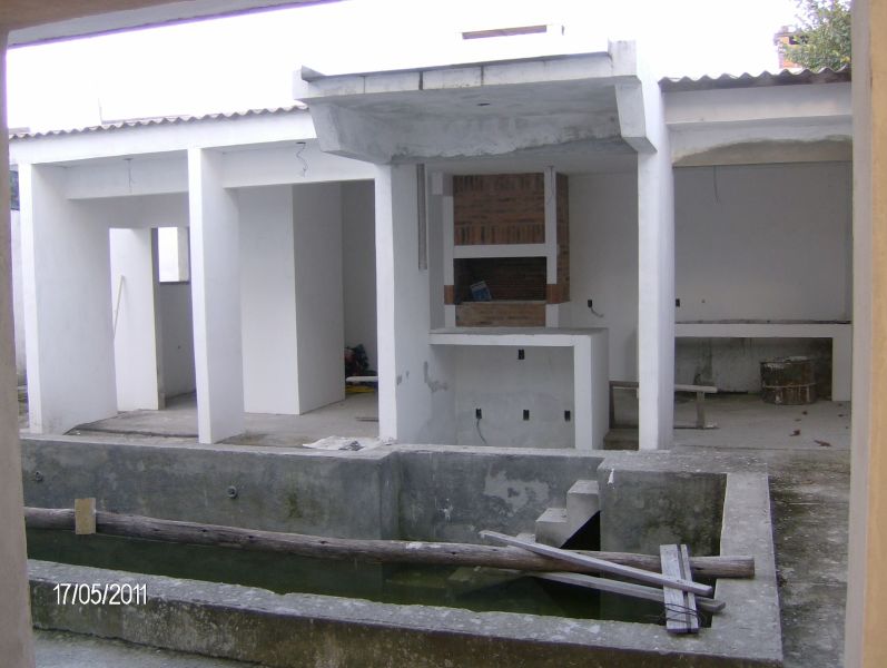 Casa 3 dormitórios no bairro Três Vendas