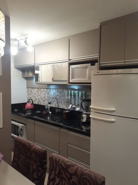 Apartamento 2 dormitórios no bairro Três Vendas